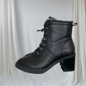 Cloudwalkers Chunky Black Gray Faux Fur Lace Up Heeled Ankle Boots US 10 NWOB